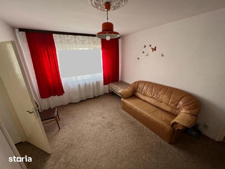 Apartament cu 2 camere nedecomandat în George Enescu