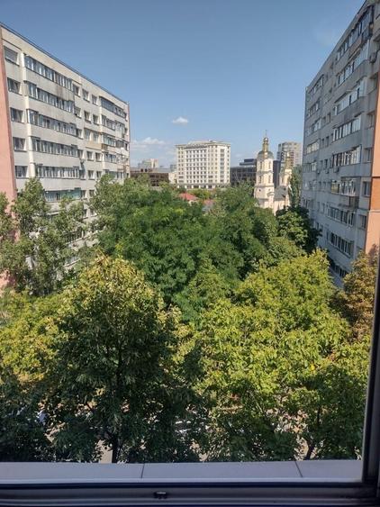 Apartament cu 2 camere decomandat în Chiperești