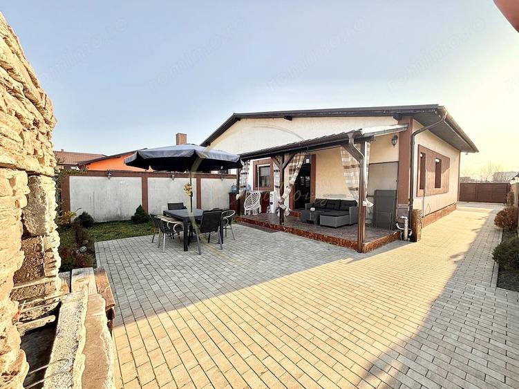 Casă cu 3 camere cu Teren 270 Mp în Ghiroda