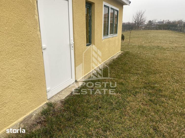 Casă cu 4 camere cu Teren 1219 Mp în Remetea Mare
