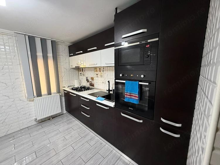 Apartament cu 2 camere semidecomandat în Unirii Sud
