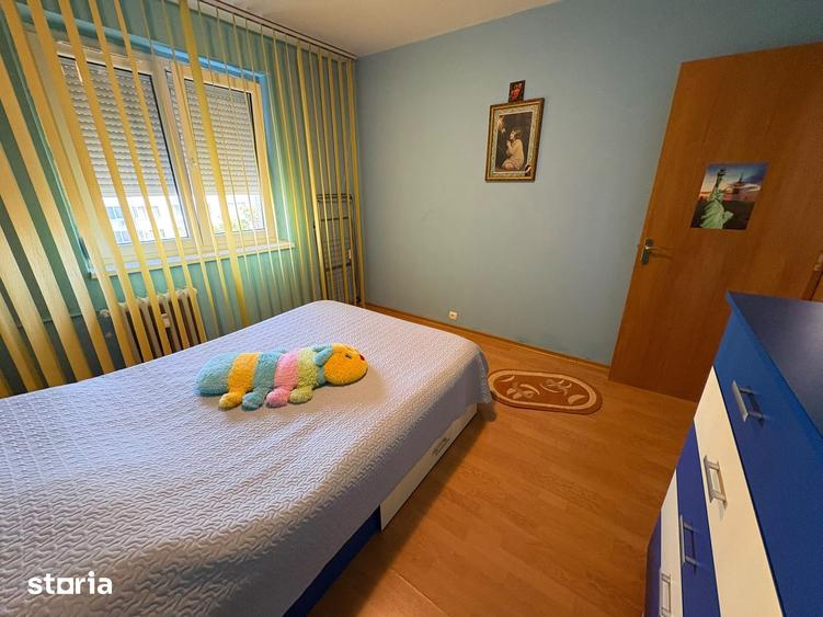 Apartament cu 3 camere decomandat în Sălăjan