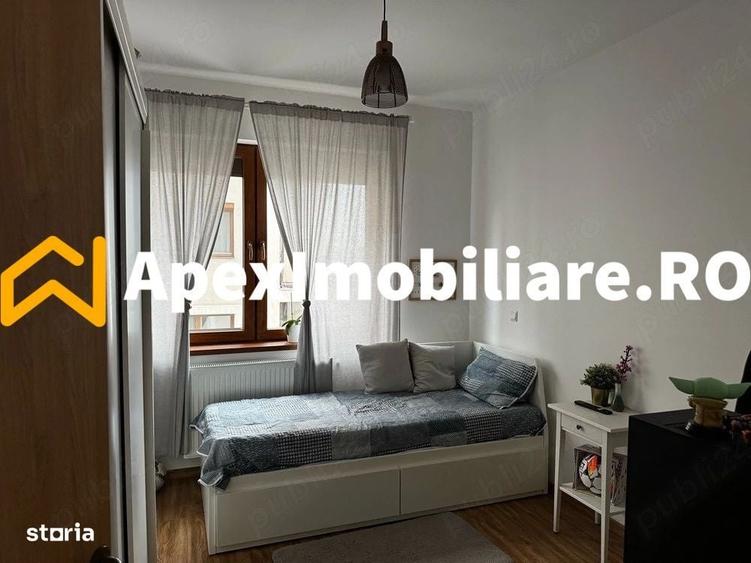 Apartament cu 3 camere semidecomandat, mobilat în Berceni