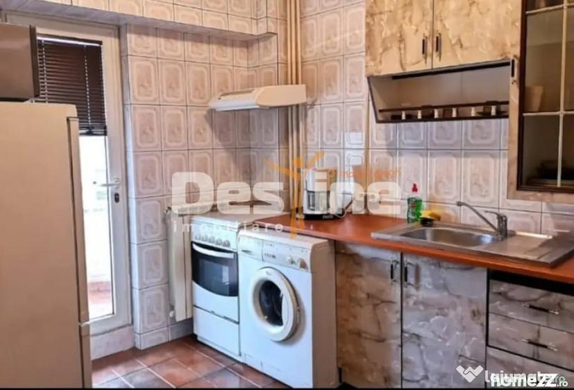 Garsonieră decomandată în Unirii
