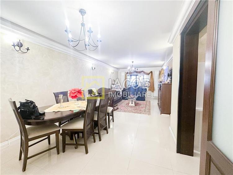 Apartament cu 3 camere decomandat în Orizont