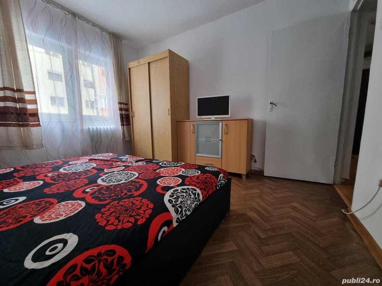 Apartament cu 2 camere decomandat în Soarelui