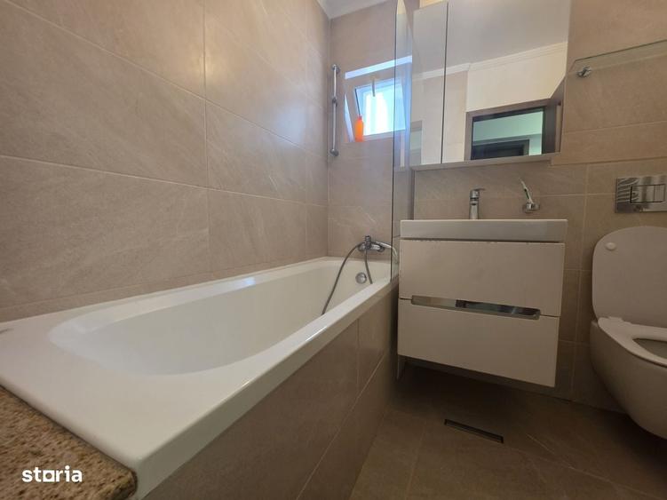 Apartament cu 3 camere în Universitate