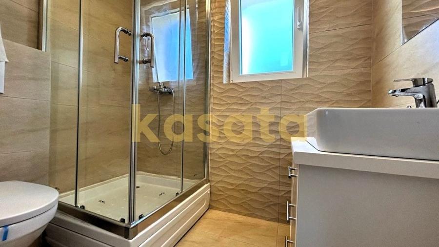 Casă individuală cu 3 camere cu Piscina în Ștefăneștii de Jos