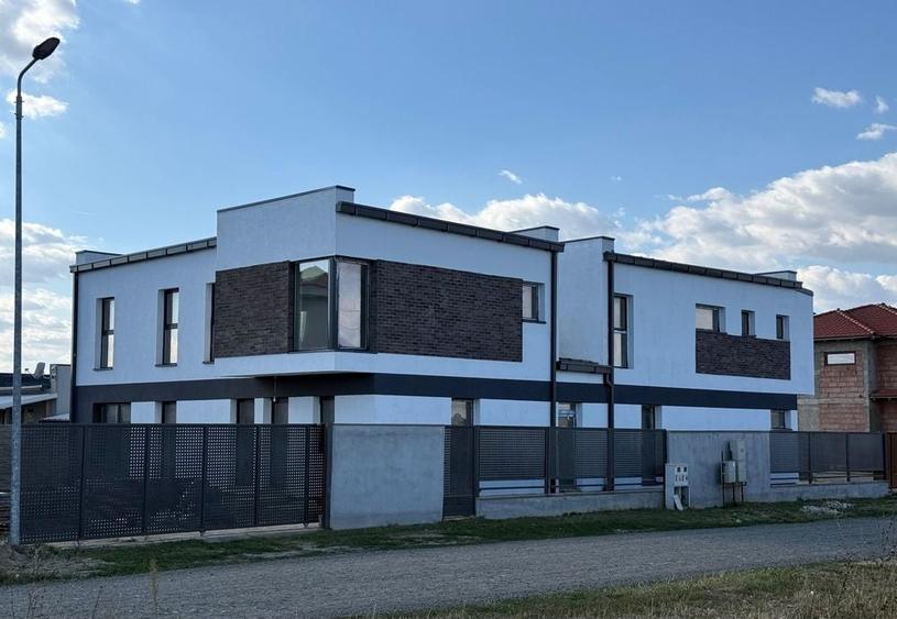 Casă cu 4 camere în Rudicica