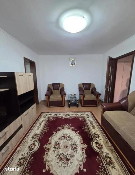 Apartament cu 2 camere semidecomandat în Berceni