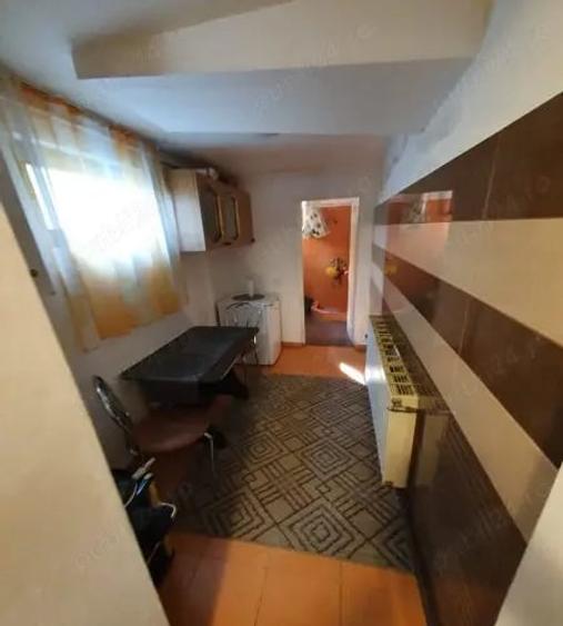 Apartament cu 3 camere decomandat în Ștrand