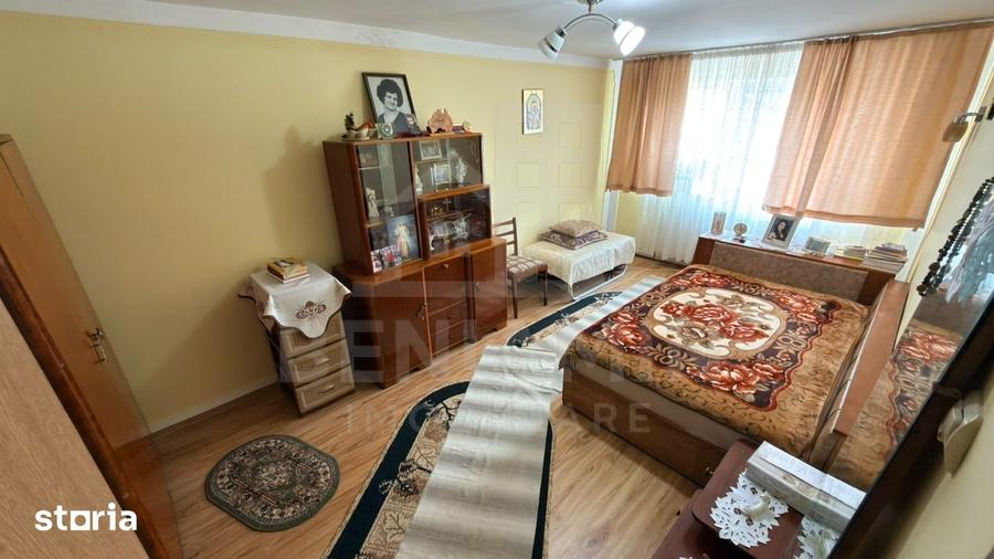 Casă cu 6 camere cu Teren 209 Mp în Central