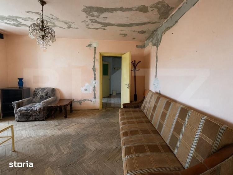 Apartament cu 2 camere semidecomandat în Central