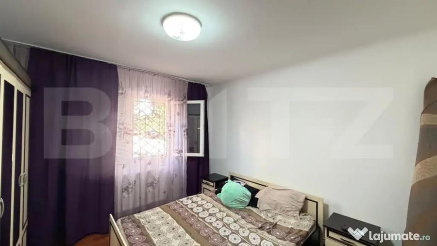 Apartament cu 3 camere semidecomandat în Central