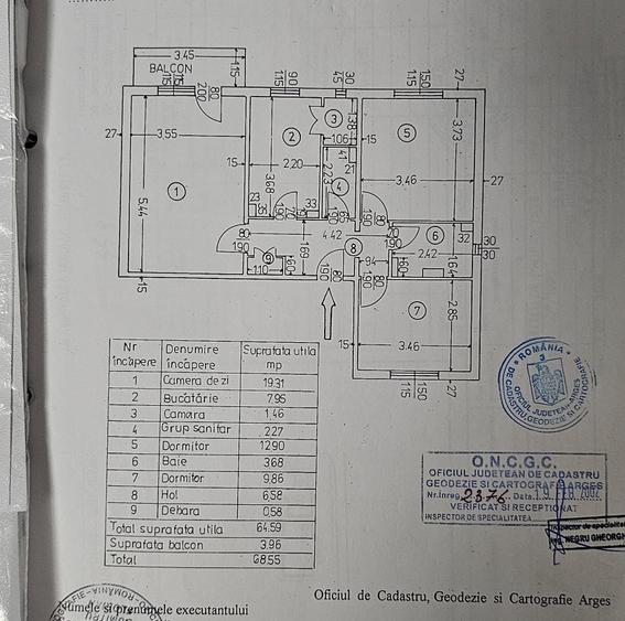 Apartament cu 3 camere decomandat în Nord