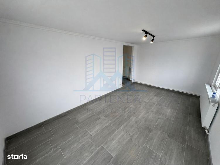 Spațiu comercial, de 54 mp, în Valea Lupului