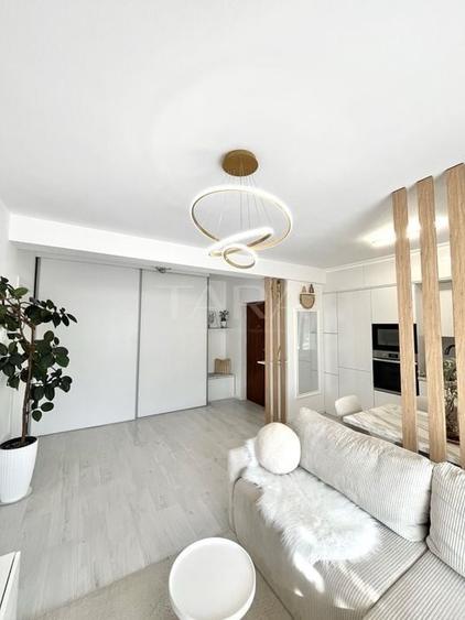 Apartament cu 2 camere semidecomandat, mobilat în Florești — fotografia 3