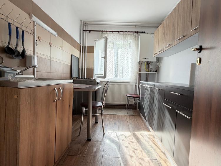 Apartament cu 2 camere în Torontalului