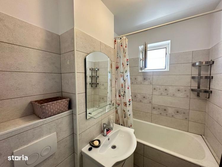 Apartament cu 3 camere, mobilat în Astra