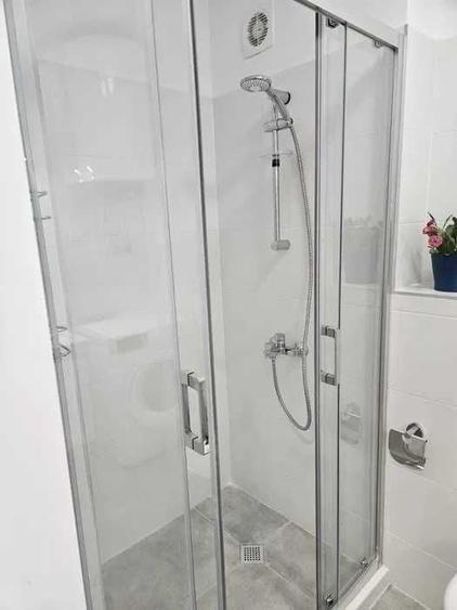 Apartament cu 2 camere semidecomandat în 1 Decembrie 1918