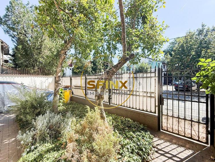 Duplex cu 7 camere cu Canalizare în Parcul Circului