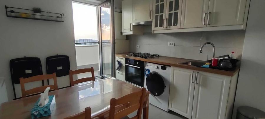 Apartament cu 2 camere semidecomandat în Păcii