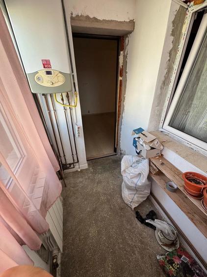 Apartament cu 2 camere decomandat în Nicolina