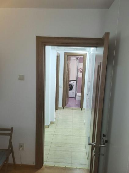 Apartament cu 2 camere decomandat în Drumul Taberei