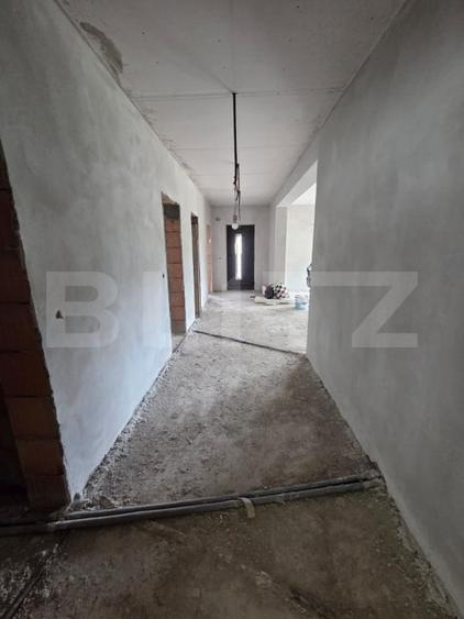 Casă individuală cu 3 camere cu Canalizare în Jibou