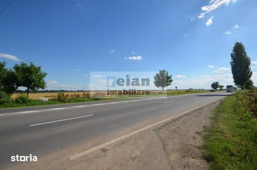 Teren de 28500 mp, în Movilița