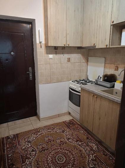 Garsonieră semidecomandată în Lipovei