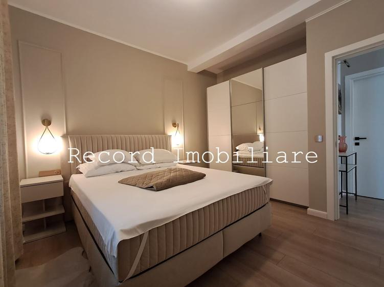 Apartament cu 2 camere semidecomandat în Aurel Vlaicu