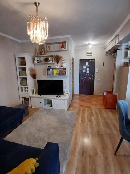 Apartament cu 4 camere decomandat în Gheorgheni