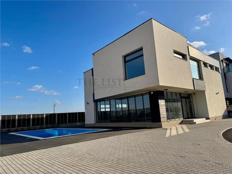 Duplex cu 6 camere cu Canalizare în Pipera