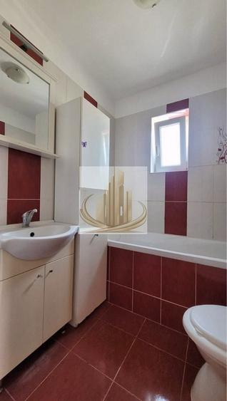 Apartament cu 3 camere decomandat, mobilat în Dumbrăvița
