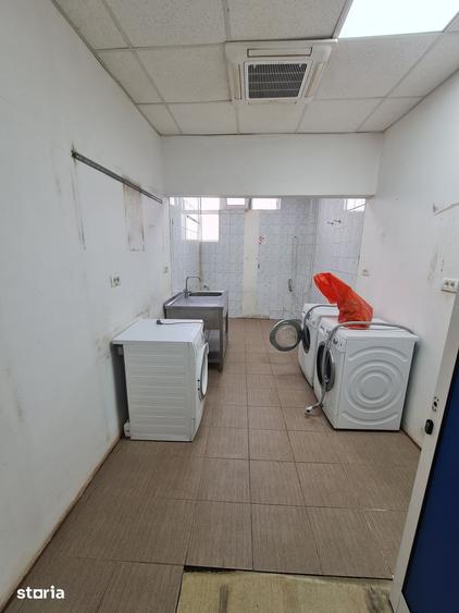Spațiu comercial, de 180 mp, în Șega