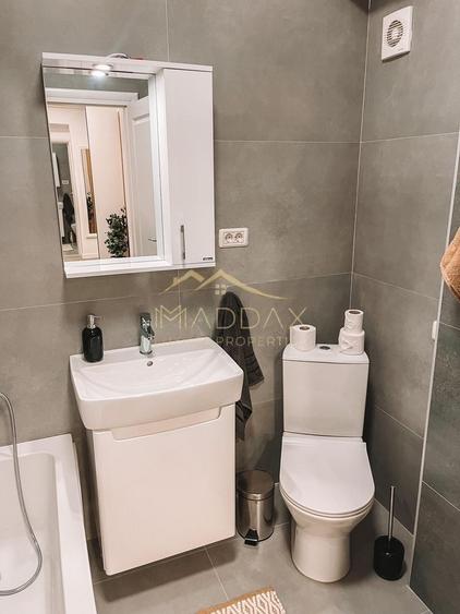 Apartament cu 2 camere, mobilat în Central