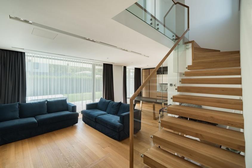 Duplex cu 3 camere cu Canalizare în Tunari