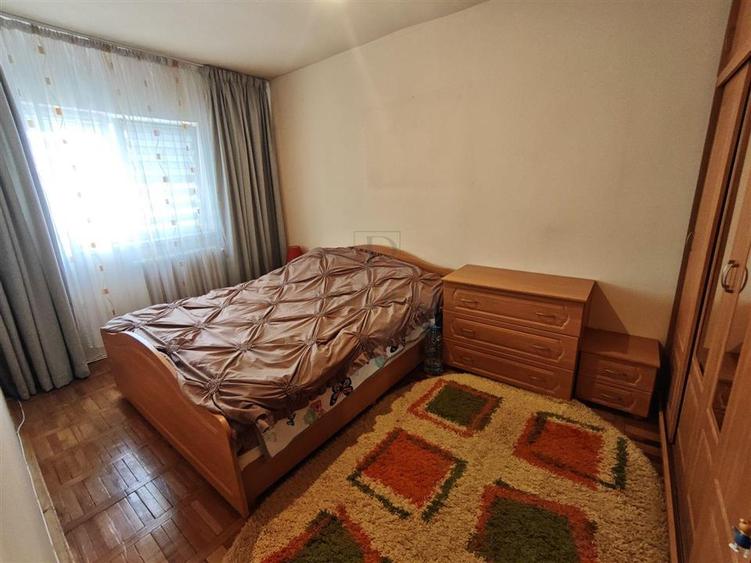 Simion Barnutiu - 2 Camere - Etaj intermediar - Bloc izolat - Spatios - 2