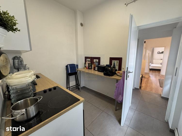 Apartament cu 3 camere semidecomandat, mobilat în Eminescu