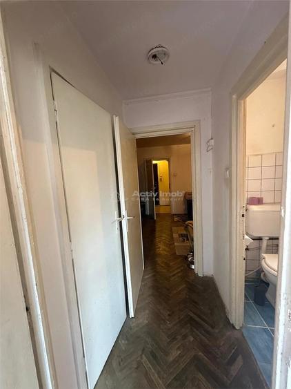 Apartament cu 2 camere semidecomandat în Cuptoare (Reșița)