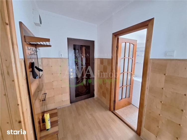 Apartament cu 3 camere decomandat în Ștefan cel Mare