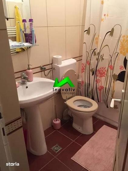 Apartament cu 3 camere decomandat, mobilat în Cedonia