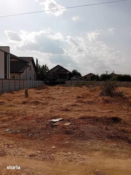 Teren de 1307 mp, în Malu Mare