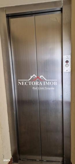 Apartament cu 3 camere decomandat în Sântandrei