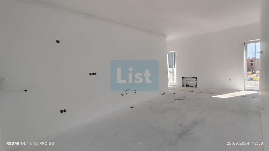 Apartament cu 3 camere decomandat în Mihai Viteazul