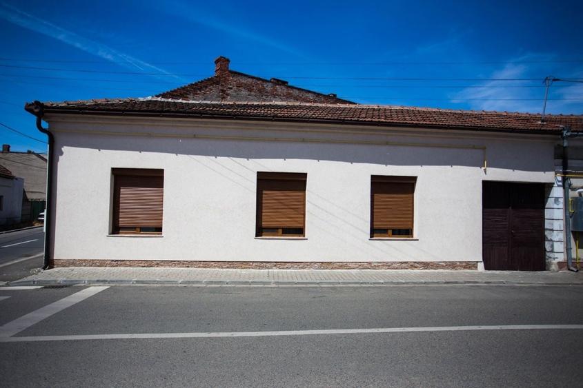 Casă cu 2 camere în Central