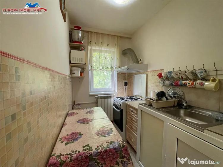Apartament cu 2 camere semidecomandat în 23 August