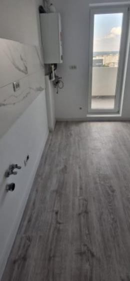 Apartament cu 3 camere decomandat în Craiovei