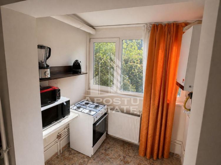 Apartament cu 3 camere,2 bai de vanzare,zona Olimpia-Stadion,Timisoara - 1
